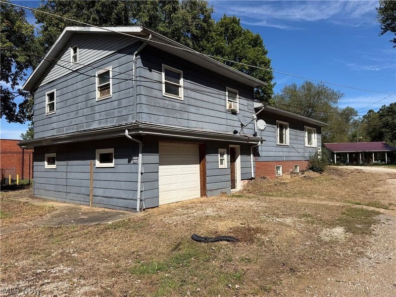 405 Gween Drive, Malvern, OH 44644 Photo 3