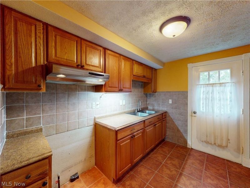 173 Ault Street, Wadsworth, OH 44281 Photo 9