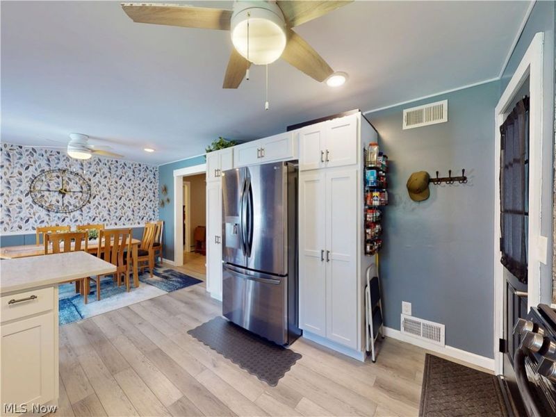 8375 E Wadora Circle NW, North Canton, OH 44720 Photo 14
