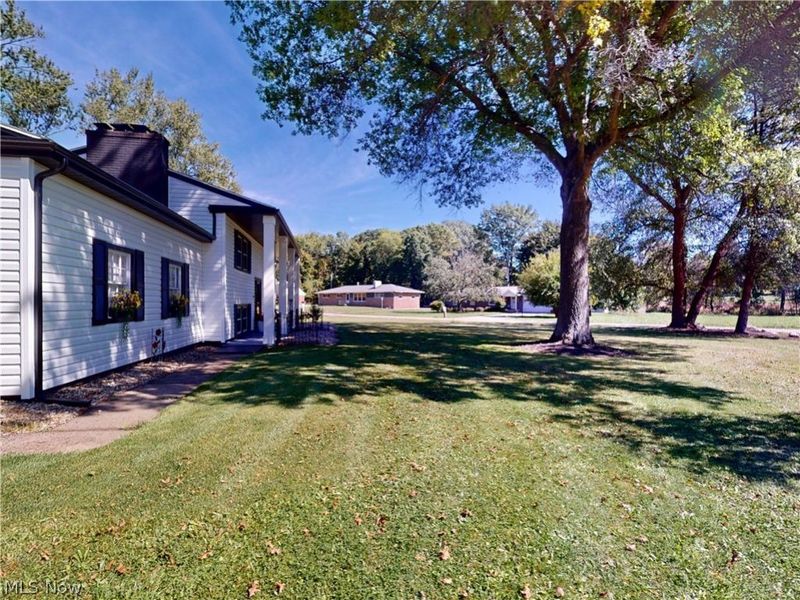 8375 E Wadora Circle NW, North Canton, OH 44720 Photo 38