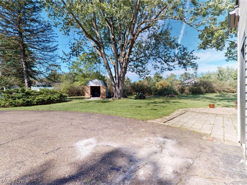 8375 E Wadora Circle NW, North Canton, OH 44720 Photo 40