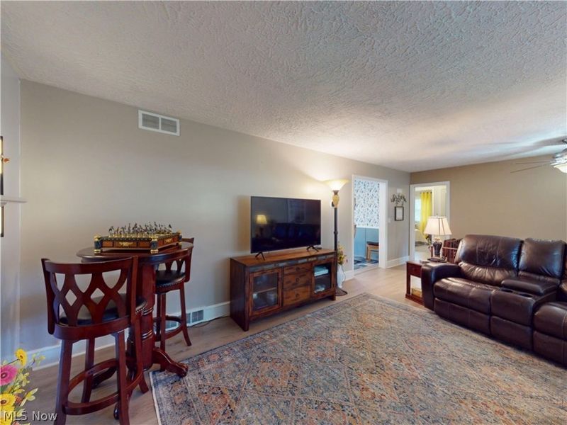 8375 E Wadora Circle NW, North Canton, OH 44720 Photo 7