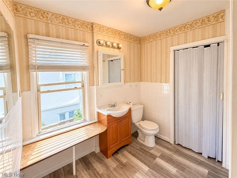 238 Para Avenue, Akron, OH 44305 Photo 33