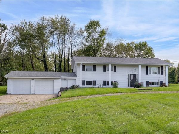 6410 Westmore Street , Louisville, OH 44641