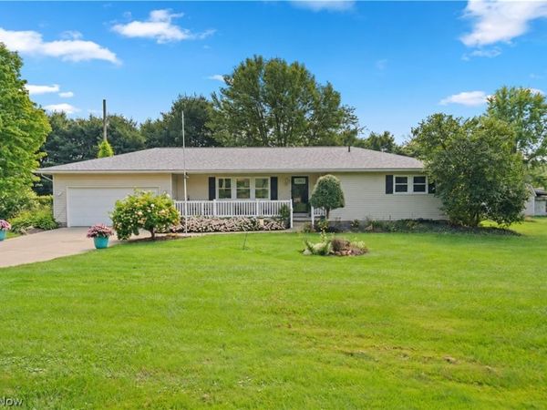 10461 Fort Laurens Road NW, Bolivar, OH 44612