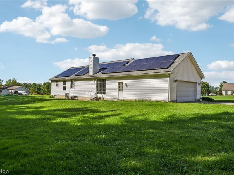 15545 Windmill Point Road, Huntsburg, OH 44046 Photo 4