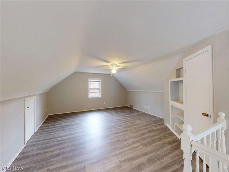 5353 Thomas Street , Maple Heights, OH 44137 Photo 18