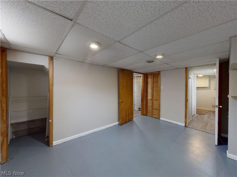 5353 Thomas Street , Maple Heights, OH 44137 Photo 23