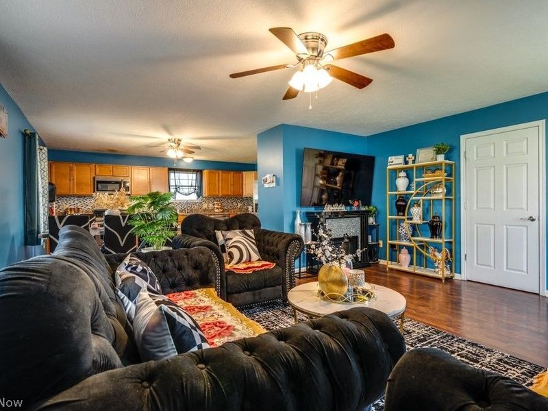 537 Magnolia Avenue, Cuyahoga Falls, OH 44221 Photo 9