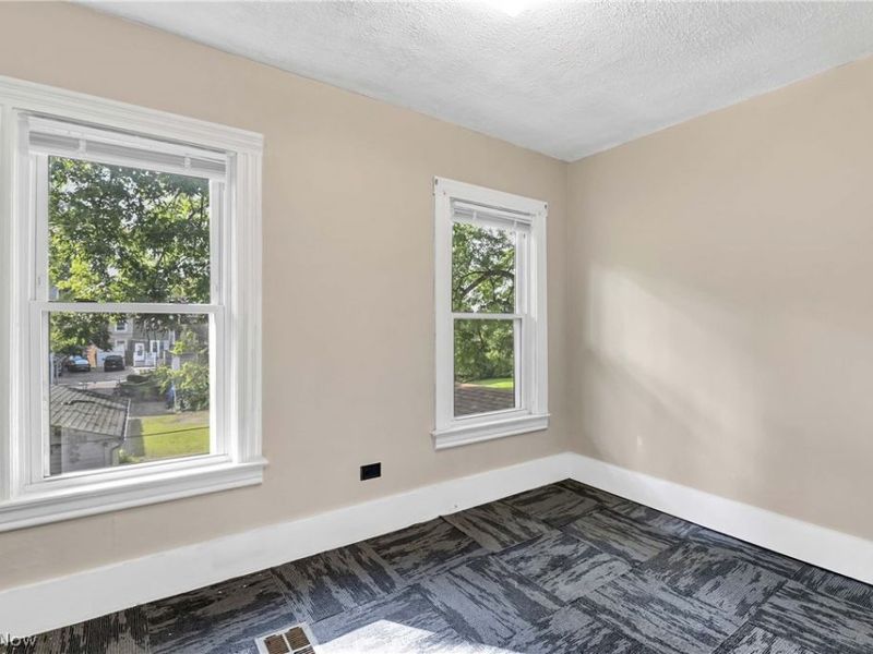3860 W 17th Street, Cleveland, OH 44109 Photo 22