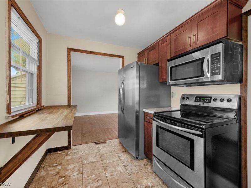 8224 Westmoor Road, Mentor, OH 44060 Photo 16