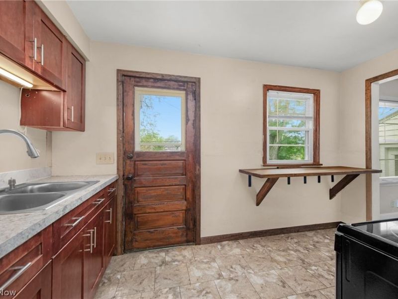 8224 Westmoor Road, Mentor, OH 44060 Photo 17