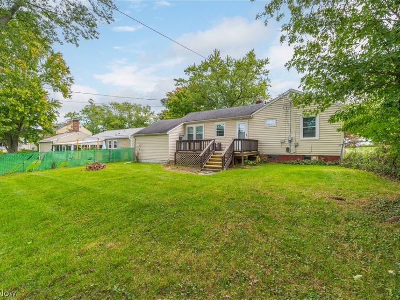 8224 Westmoor Road, Mentor, OH 44060 Photo 5