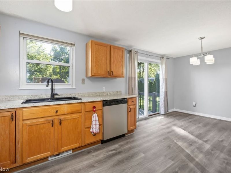 4793 Debbie Drive, Medina, OH 44256 Photo 3