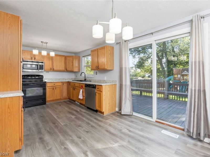 4793 Debbie Drive, Medina, OH 44256 Photo 4