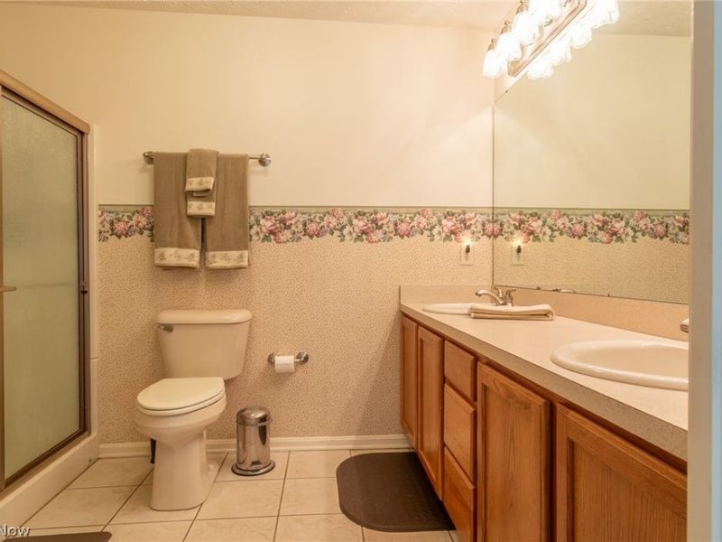 6433 Oberlin Road, Amherst, OH 44001 Photo 20