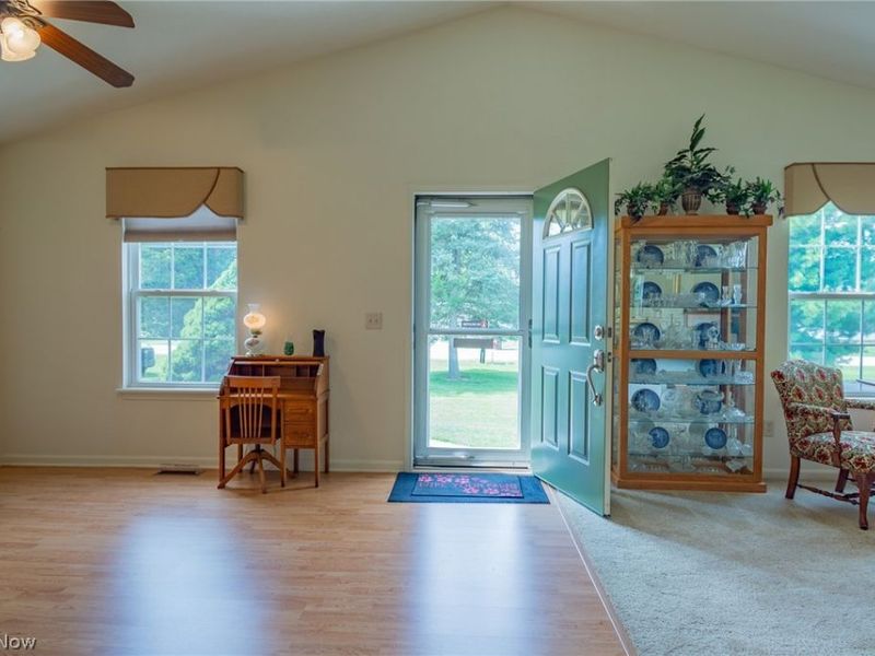 6433 Oberlin Road, Amherst, OH 44001 Photo 8