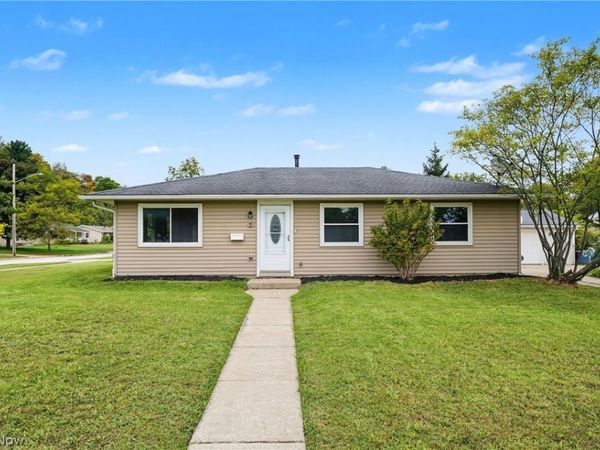 483 Myra Drive, Chardon, OH 44024