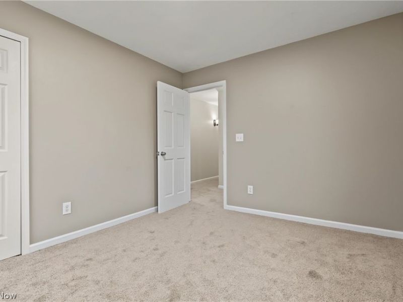 483 Myra Drive, Chardon, OH 44024 Photo 23