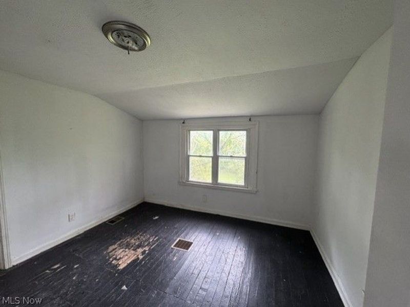 13401 Bartlett Avenue , Cleveland, OH 44120 Photo 10