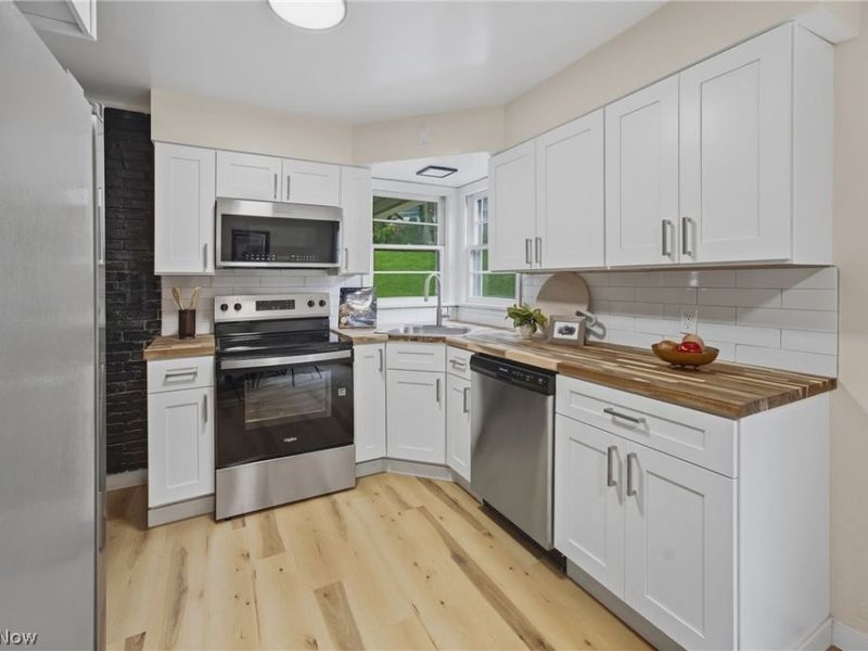 2300 38th Street NW, Canton, OH 44709 Photo 17