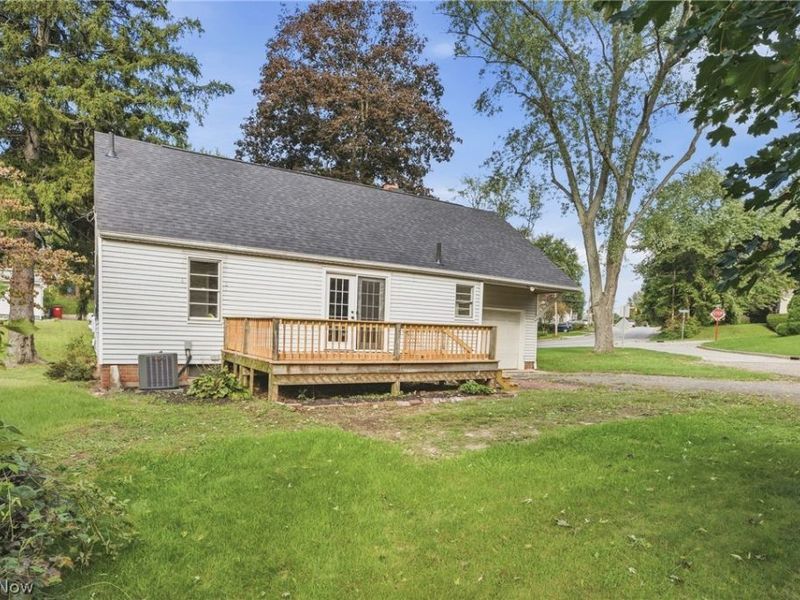2300 38th Street NW, Canton, OH 44709 Photo 7