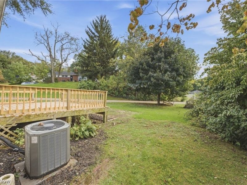 2300 38th Street NW, Canton, OH 44709 Photo 8