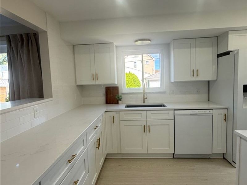 3326 Marioncliff Drive, Parma, OH 44134 Photo 7