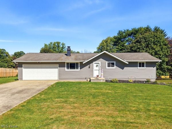 10457 Persimmon Street NW, Canal Fulton, OH 44614