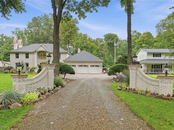 36490 Giles Road , Grafton, OH 44044