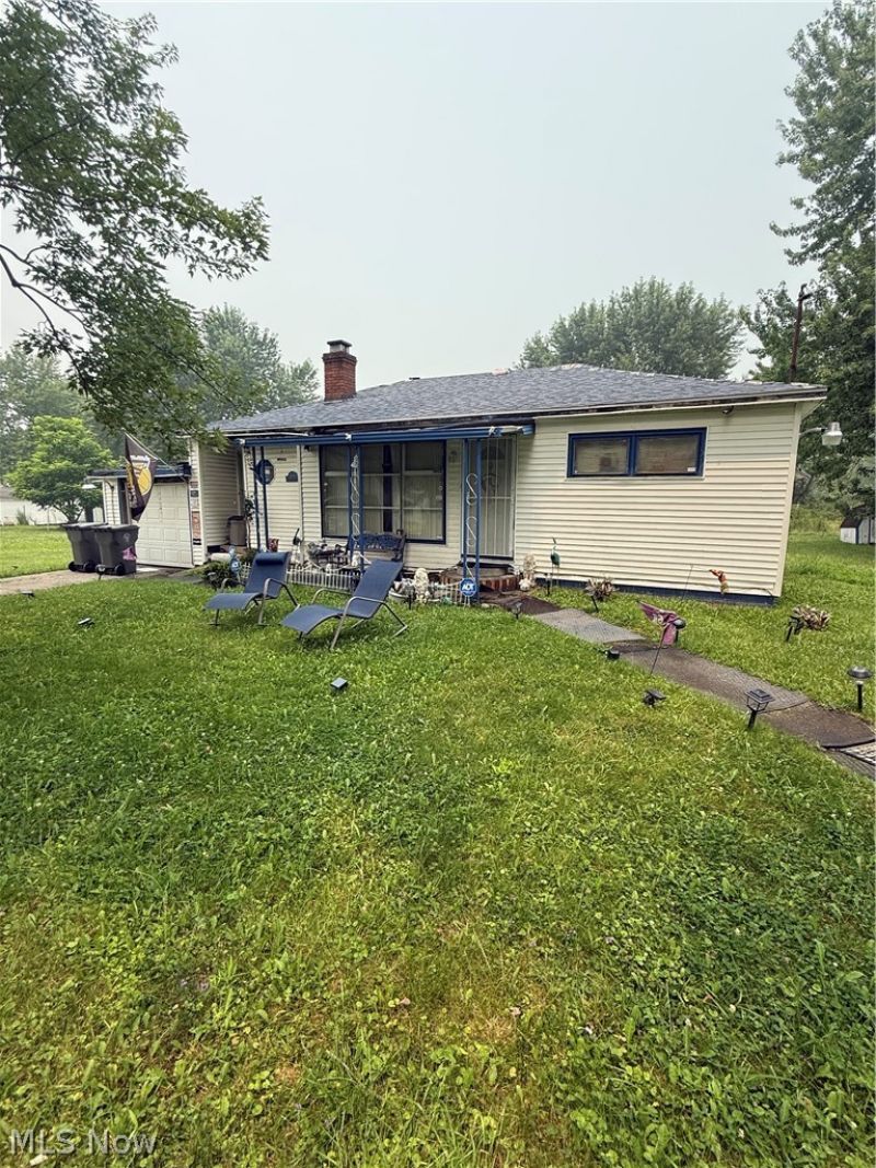 3046 Mcguffey Road, Youngstown, OH 44505 Main Photo