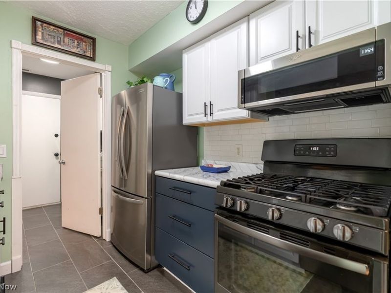 7300 Chatham Court, Unit 23, Northfield, OH 44067 Photo 10