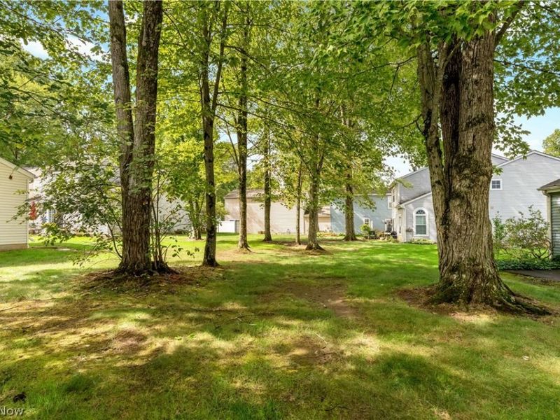 7300 Chatham Court, Unit 23, Northfield, OH 44067 Photo 23