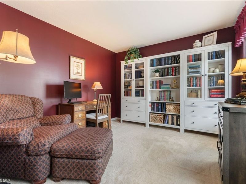 419 Treeview Drive , Wadsworth, OH 44281 Photo 2