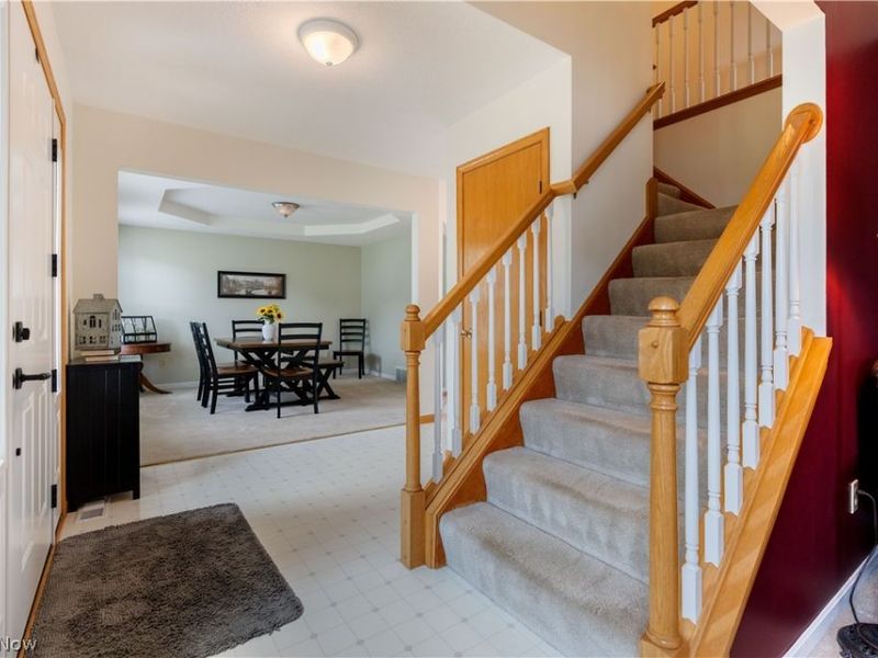 419 Treeview Drive , Wadsworth, OH 44281 Photo 4