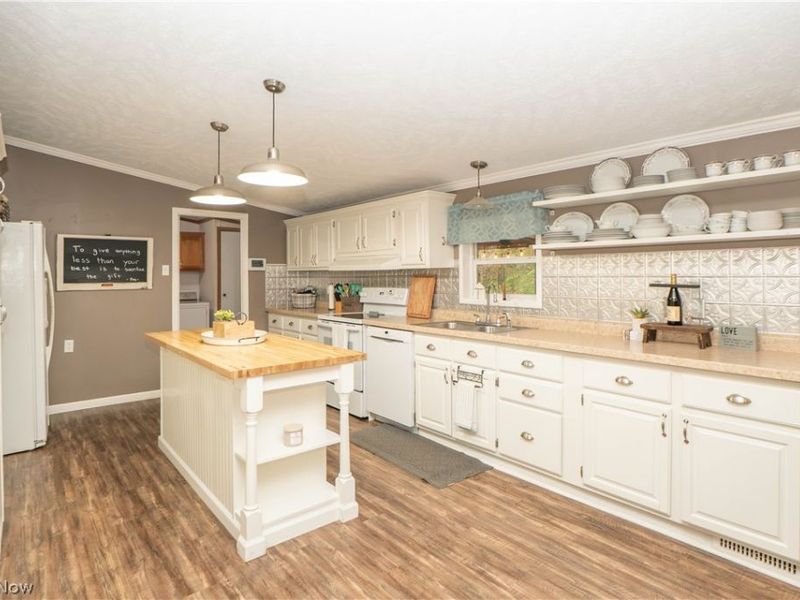 7663 Hudson Drive SW, Navarre, OH 44662 Photo 13