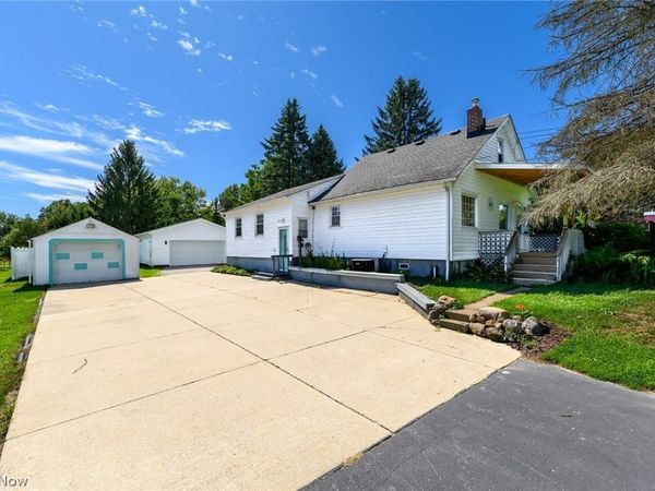 852 Eastwood Avenue , Tallmadge, OH 44278