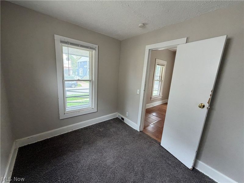 3901 Woburn Avenue, Cleveland, OH 44109 Photo 12