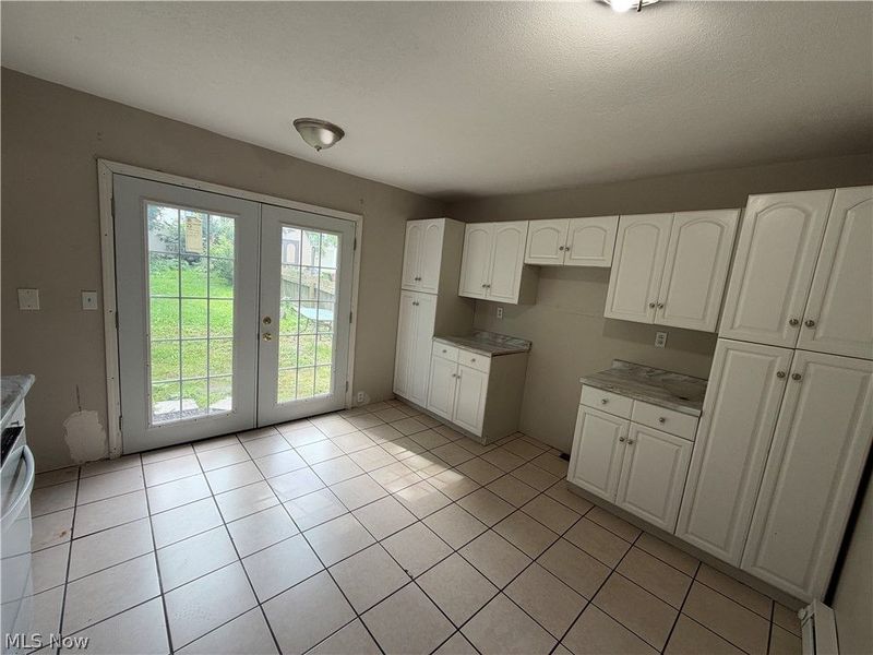 3901 Woburn Avenue, Cleveland, OH 44109 Photo 7