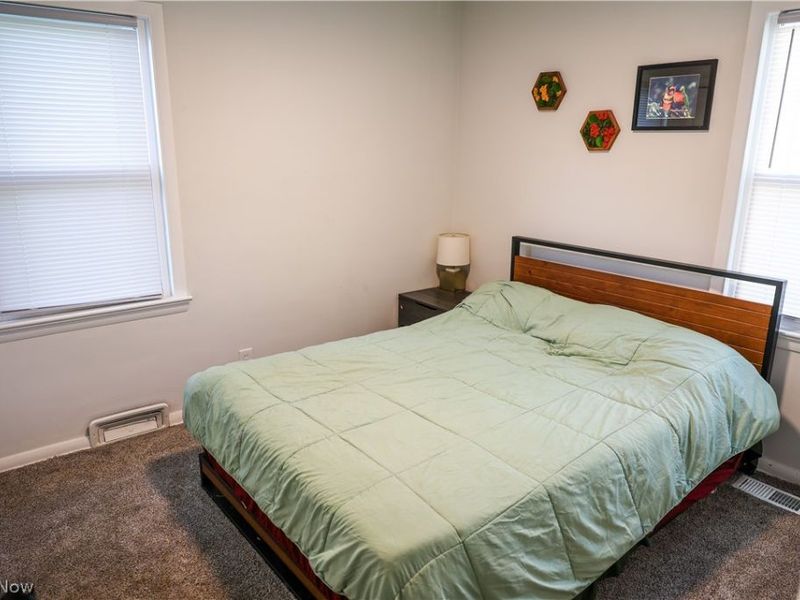 20657 Bowling Green Road , Maple Heights, OH 44137 Photo 12
