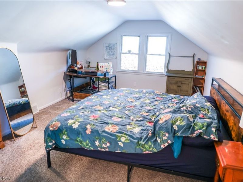 20657 Bowling Green Road , Maple Heights, OH 44137 Photo 17