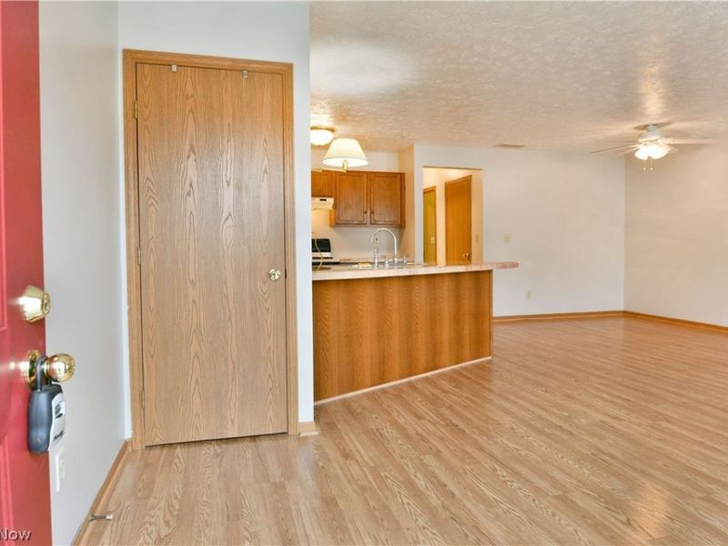 3287 Pheasant Run Road, Unit B, Cortland, OH 44410 Photo 17