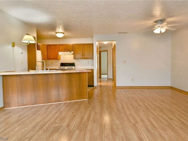 3287 Pheasant Run Road, Unit B, Cortland, OH 44410 Photo 19