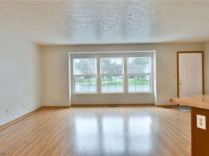 3287 Pheasant Run Road, Unit B, Cortland, OH 44410 Photo 24