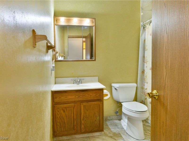 3287 Pheasant Run Road, Unit B, Cortland, OH 44410 Photo 35