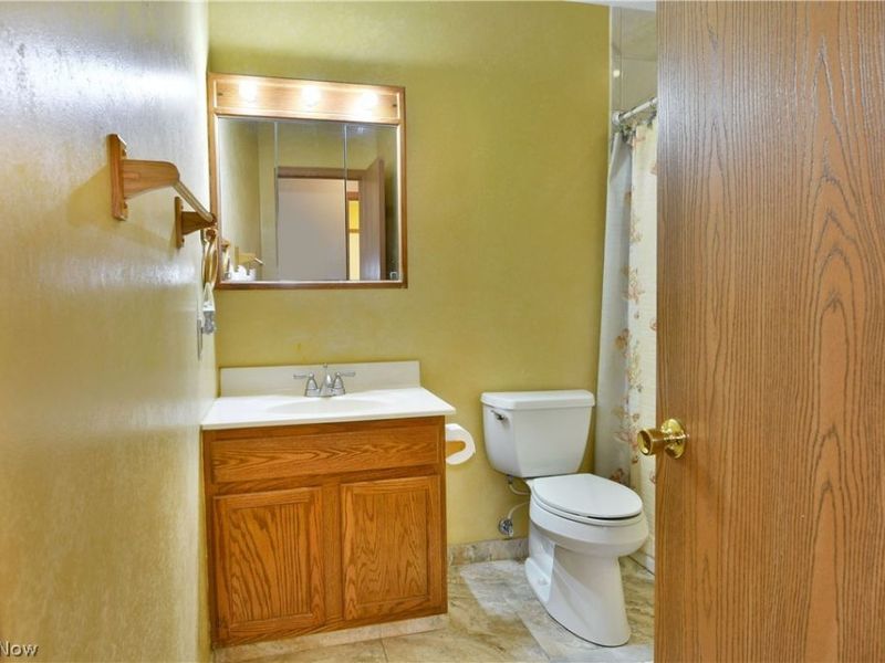 3287 Pheasant Run Road, Unit B, Cortland, OH 44410 Photo 36