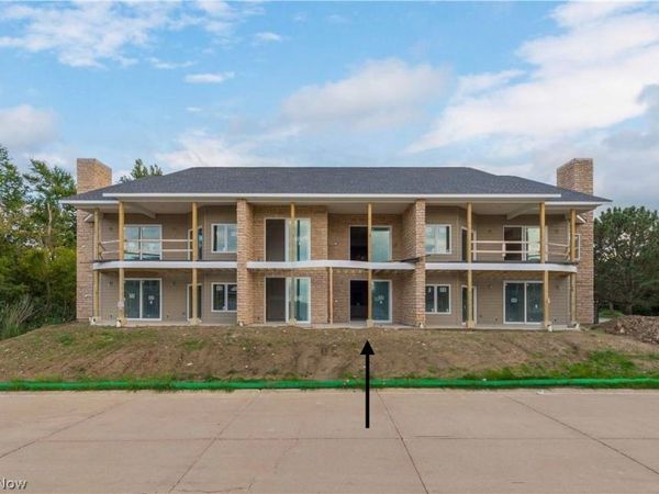 2773 Whispering Shores Drive , Vermilion, OH 44089
