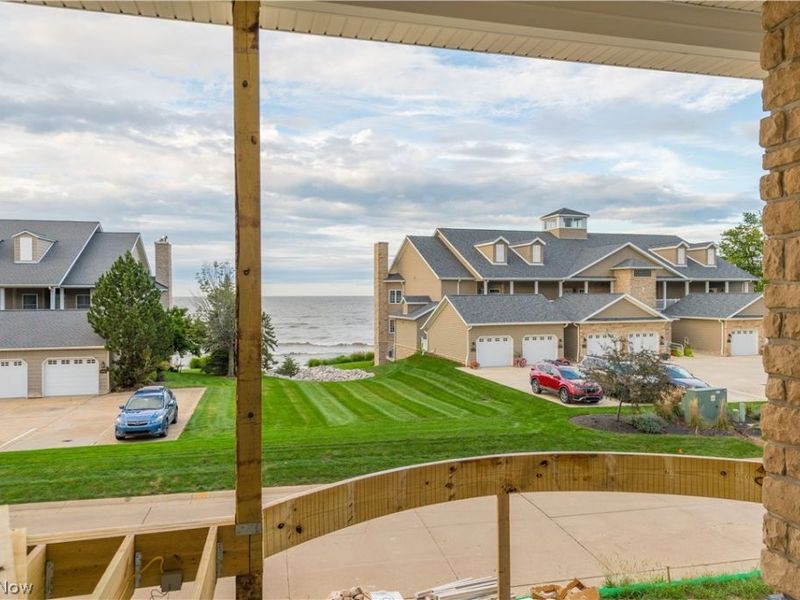 2777 Whispering Shores Drive, Vermilion, OH 44089 Photo 10