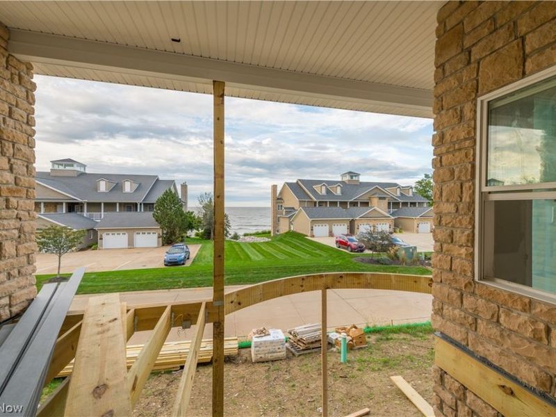 2777 Whispering Shores Drive, Vermilion, OH 44089 Photo 9