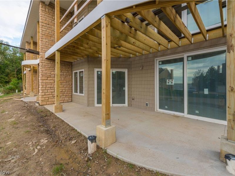 2781 Whispering Shores Drive, Vermilion, OH 44089 Photo 9